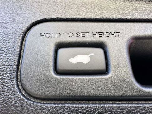 Used 2023 Acura MDX Advance Package image 12