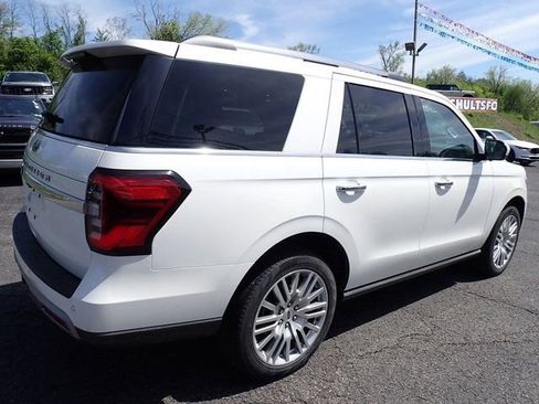 Used 2024 Ford Expedition Limited AWD/4WD image 6