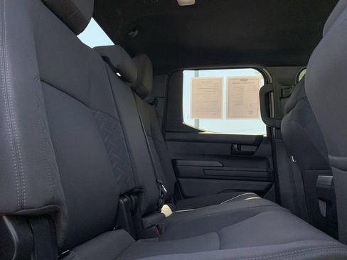 Used 2024 Toyota Tacoma SR5 AWD/4WD image 34