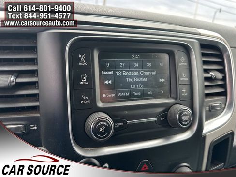 Used 2017 RAM 1500 Classic SLT AWD/4WD image 14