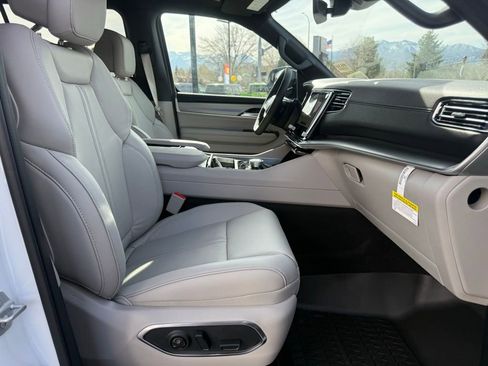 New 2026 Jeep Grand Wagoneer L 4WD image 6