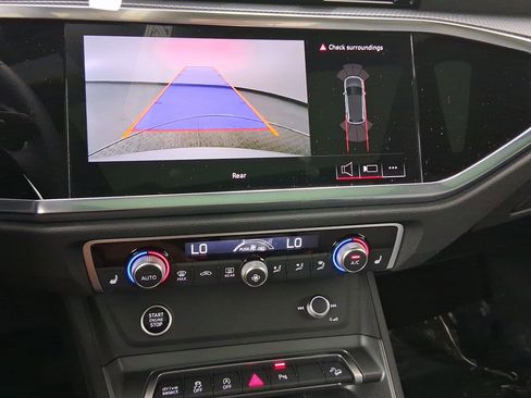 New 2025 Audi Q3 2.0T Premium image 23