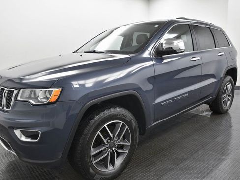 Used 2021 Jeep Grand Cherokee Limited image 3