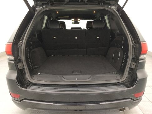 Used 2019 Jeep Grand Cherokee Altitude image 29