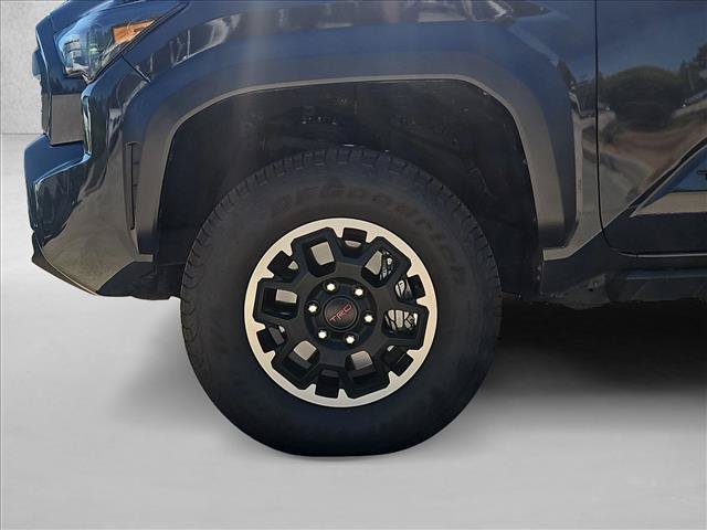 Used 2025 Toyota Tacoma TRD Off-Road AWD/4WD image 20