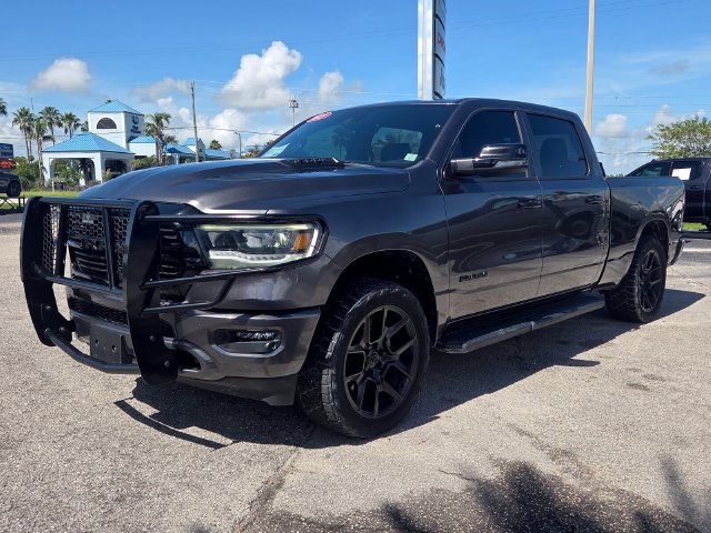 Used 2023 RAM 1500 Laramie AWD/4WD image 7