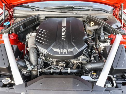 Used 2023 Genesis G70 3.3T w/ Sport Prestige Package image 12