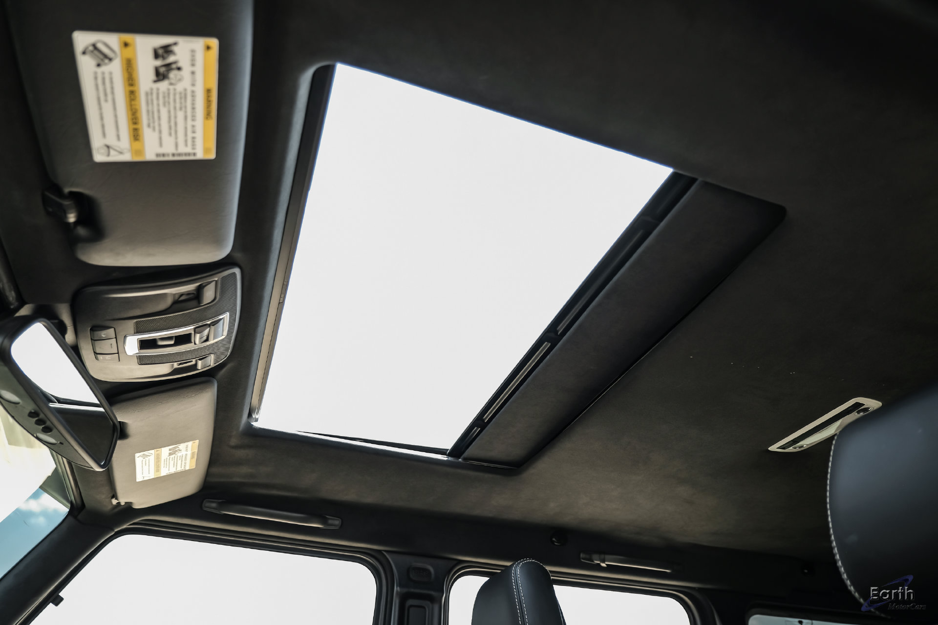 Used 2017 Mercedes-Benz G 550 Squared image 40