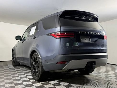 Used 2025 Land Rover Discovery S AWD/4WD image 4