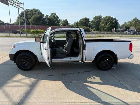 Used 2020 Nissan Frontier S RWD image 18
