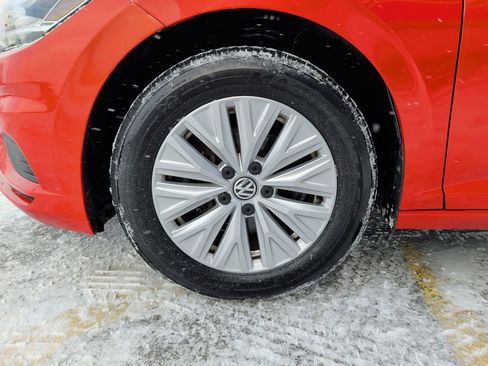 Used 2019 Volkswagen Jetta S image 4