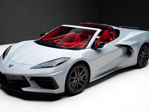 Used 2023 Chevrolet Corvette Stingray Premium Cpe w/ Z51 Performance Package RWD image 7