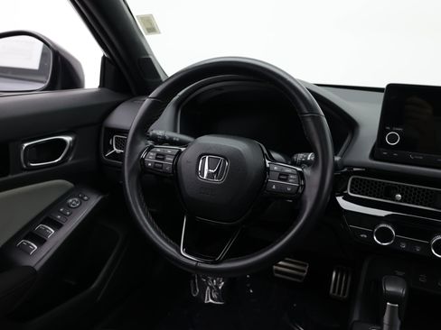 Used 2025 Honda Civic Sport image 31