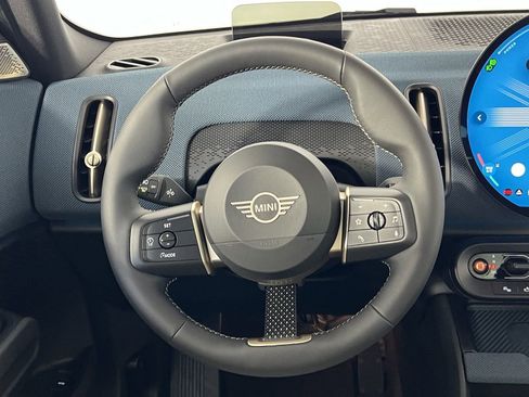 Certified 2025 MINI Cooper Countryman S image 17