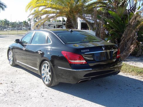Used 2012 Hyundai Equus Signature image 5