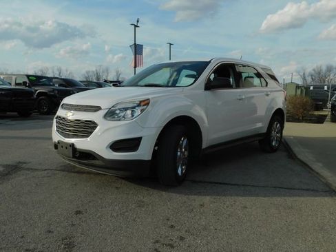 Used 2016 Chevrolet Equinox LS image 3