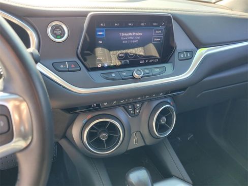 Used 2020 Chevrolet Blazer LT image 24