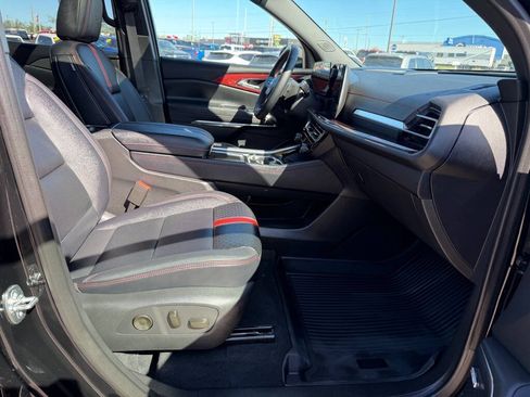 Used 2026 Chevrolet Traverse RS w/ LPO, Floor Liner Package AWD/4WD image 57