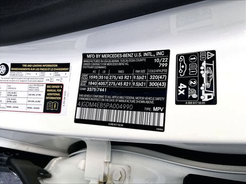 Used 2023 Mercedes-Benz EQS 580 4MATIC SUV image 32