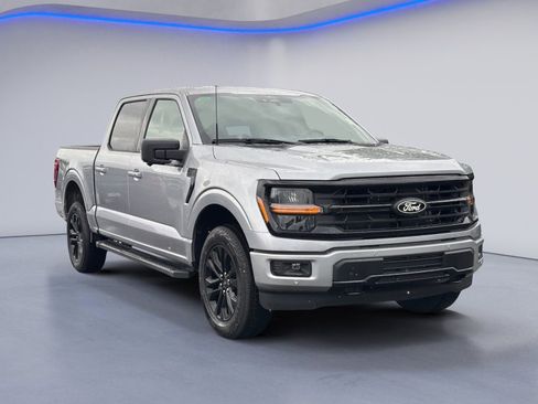 New 2026 Ford F150 XLT w/ Equipment Group 302A MID AWD/4WD image 9