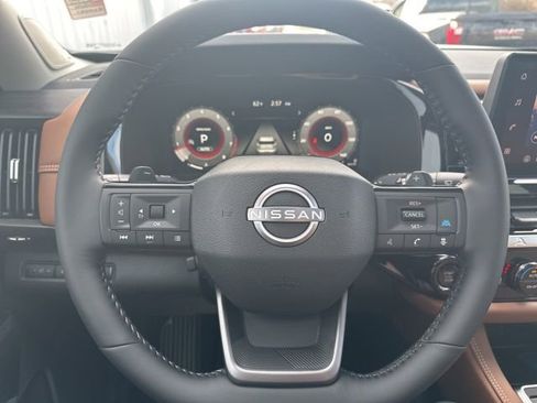 New 2026 Nissan Pathfinder Platinum w/ Cargo Package image 12