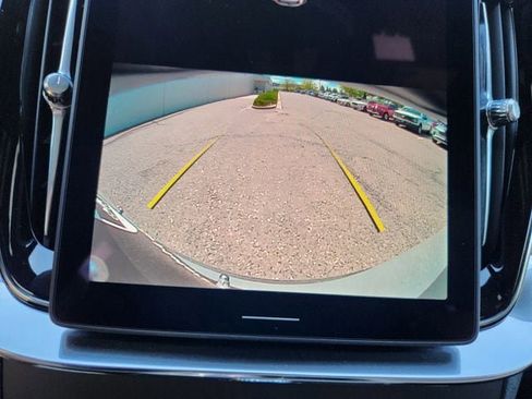 New 2025 Volvo XC90 B5 Core w/ Protection Package Premier image 20