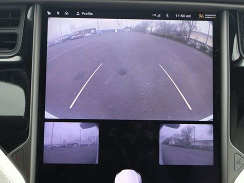 Used 2020 Tesla Model X Long Range image 10