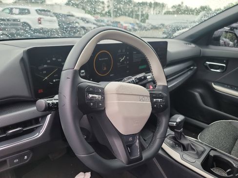Used 2025 Kia K4 GT-Line w/ GT-Line Sunroof Package FWD image 9