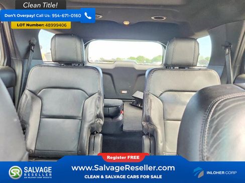 Used 2016 Ford Explorer XLT w/ Equipment Group 202A FWD image 13
