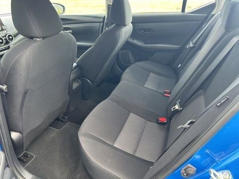 Used 2024 Nissan Sentra SV image 31