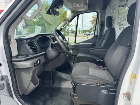 Used 2020 Ford Transit 250 Medium Roof AWD w/ Load Area Protection Package image 20