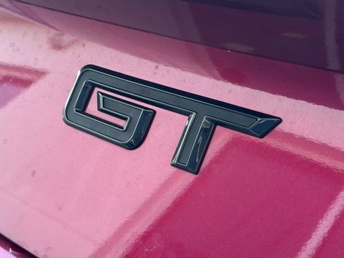 Used 2025 Ford Mustang GT Premium RWD image 3