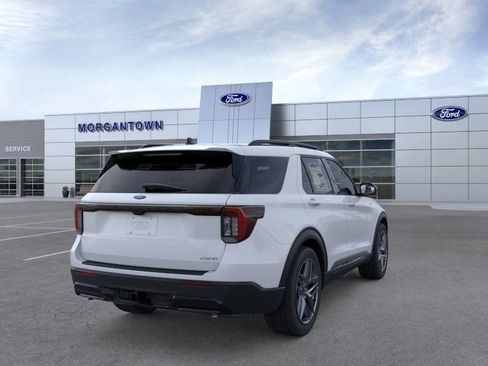 New 2026 Ford Explorer ST-Line w/ ST-Line Street Pack image 8