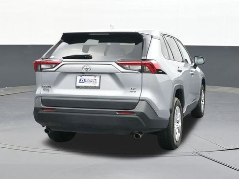 Used 2024 Toyota RAV4 LE image 9