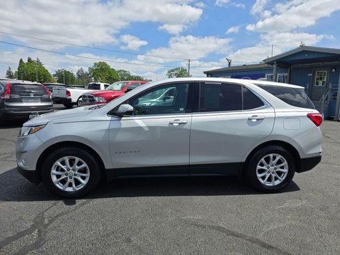 Used 2019 Chevrolet Equinox LT FWD image 2