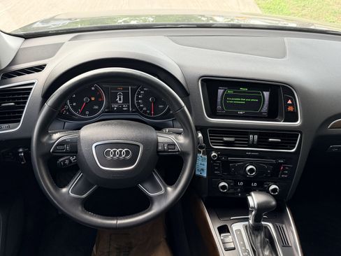 Used 2017 Audi Q5 2.0T Premium image 17