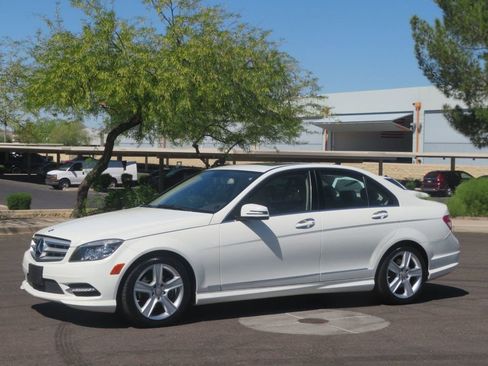 Used 2011 Mercedes-Benz C 300 Sedan image 1