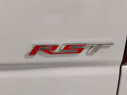 Used 2019 Chevrolet Silverado 1500 RST image 33