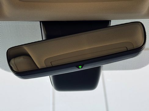 Used 2018 Toyota Highlander XLE FWD image 30