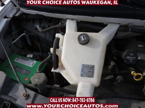 Used 2017 GMC Savana 2500 RWD image 15
