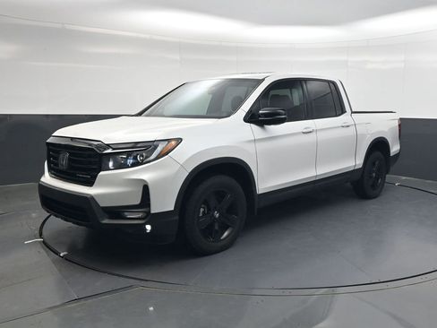 Certified 2023 Honda Ridgeline Black Edition image 8