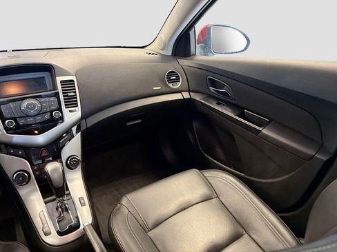 Used 2012 Chevrolet Cruze LT image 21