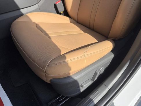 Used 2025 Hyundai Sonata Limited FWD image 17