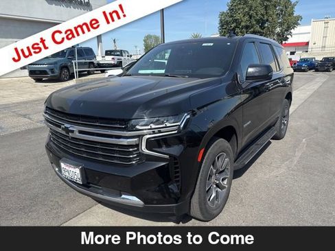 Used 2021 Chevrolet Tahoe LT w/ LT Signature Package image 1
