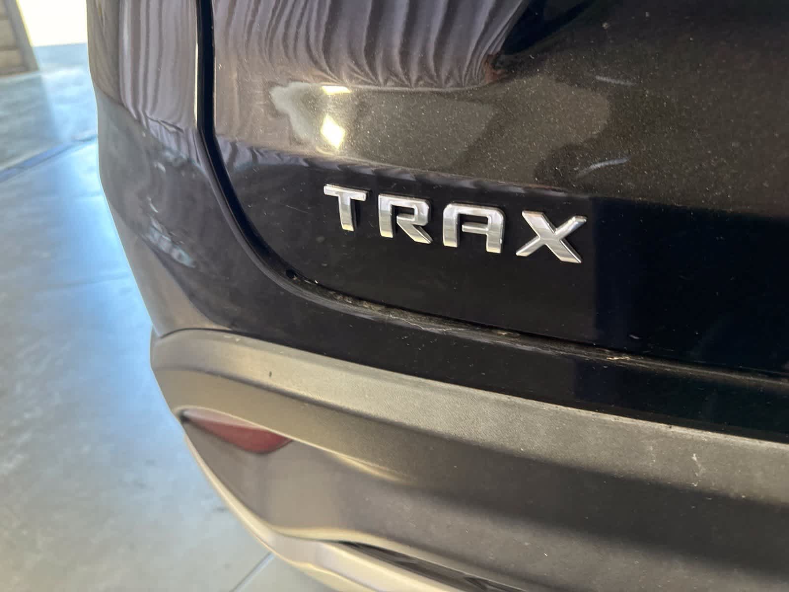 Used 2024 Chevrolet Trax LT FWD image 13