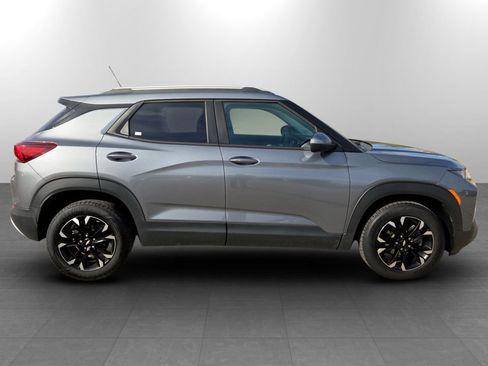 Used 2021 Chevrolet TrailBlazer LT w/ Convenience Package image 5