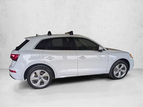 Used 2021 Audi Q5 Premium Plus image 4