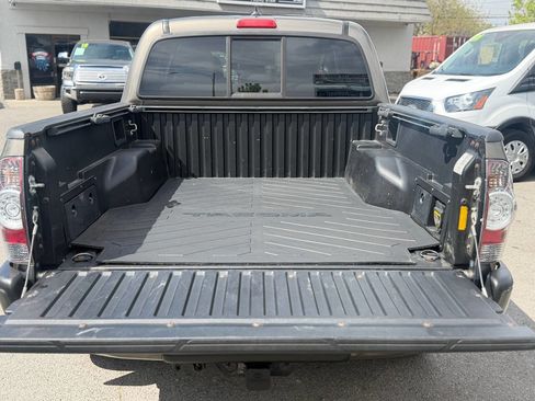 Used 2012 Toyota Tacoma 4x4 Double Cab w/ TRD Sport Pkg image 69