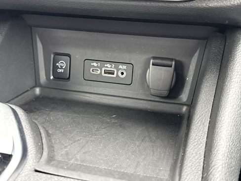 Used 2024 Nissan Sentra SV w/ Trunk Package FWD image 12