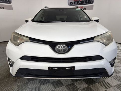 Used 2018 Toyota RAV4 XLE FWD image 9